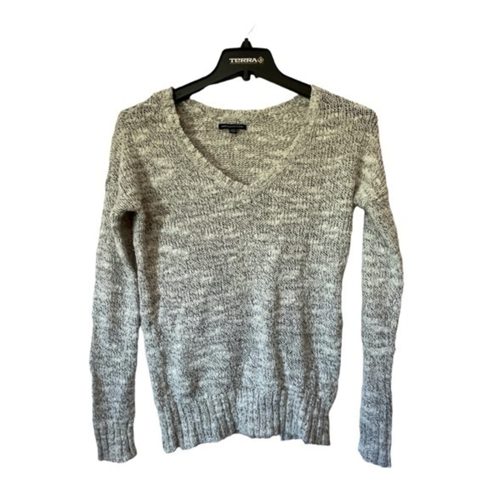 American Eagle Womens Light Grey V-Neck Sweater Metallic Thread Textured Size Me